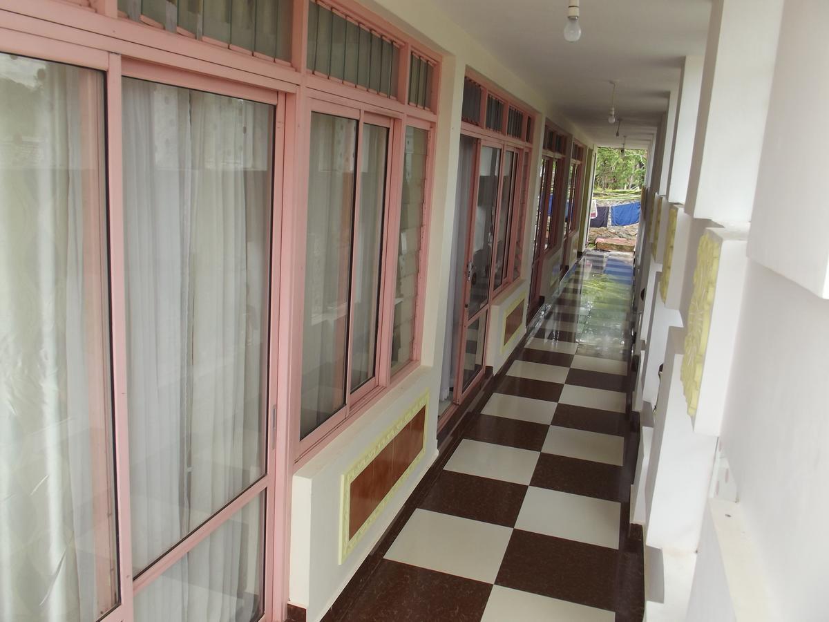 Peacock Park Hotel Ukunda Exterior photo