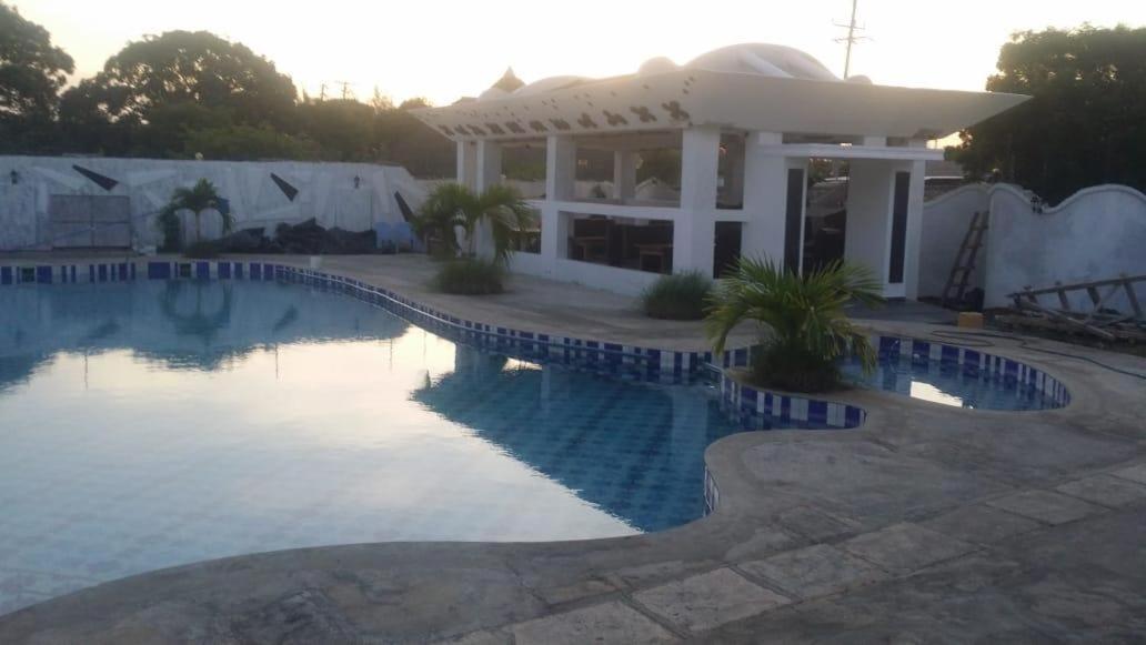 Peacock Park Hotel Ukunda Exterior photo